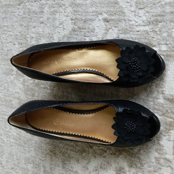 Lindsay Phillips Python Print  Floral Peep Toe Wedge 7M Black - Picture 13 of 17